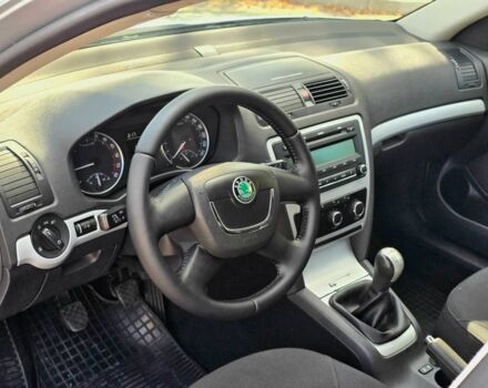 Сірий Шкода Октавія, об'ємом двигуна 1.9 л та пробігом 180 тис. км за 6900 $, фото 5 на Automoto.ua
