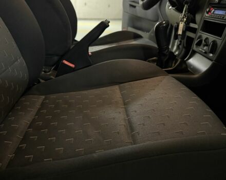 Серый Шкода Октавия, объемом двигателя 1.6 л и пробегом 235 тыс. км за 2900 $, фото 4 на Automoto.ua