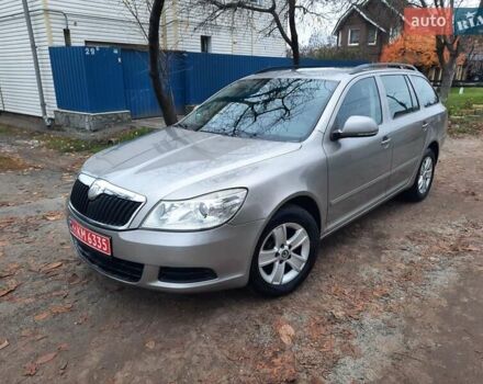 Серый Шкода Октавия, объемом двигателя 1.6 л и пробегом 250 тыс. км за 7550 $, фото 2 на Automoto.ua