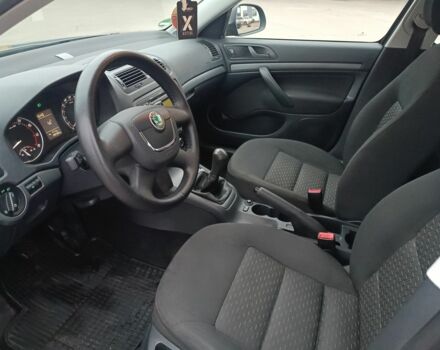 Серый Шкода Октавия, объемом двигателя 1.6 л и пробегом 198 тыс. км за 6900 $, фото 4 на Automoto.ua