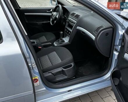 Серый Шкода Октавия, объемом двигателя 1.6 л и пробегом 203 тыс. км за 8099 $, фото 69 на Automoto.ua