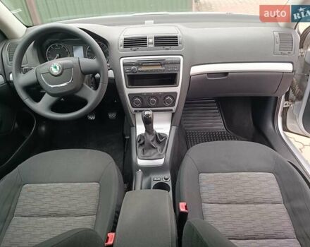 Серый Шкода Октавия, объемом двигателя 1.6 л и пробегом 241 тыс. км за 7450 $, фото 28 на Automoto.ua