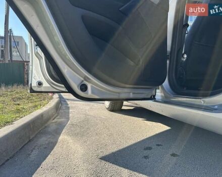 Серый Шкода Октавия, объемом двигателя 1.8 л и пробегом 263 тыс. км за 6750 $, фото 14 на Automoto.ua