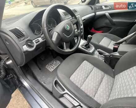 Сірий Шкода Октавія, об'ємом двигуна 1.8 л та пробігом 212 тис. км за 10100 $, фото 14 на Automoto.ua