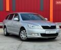 Серый Шкода Октавия, объемом двигателя 1.8 л и пробегом 282 тыс. км за 8490 $, фото 1 на Automoto.ua