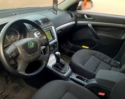 Серый Шкода Октавия, объемом двигателя 1.9 л и пробегом 170 тыс. км за 7900 $, фото 7 на Automoto.ua