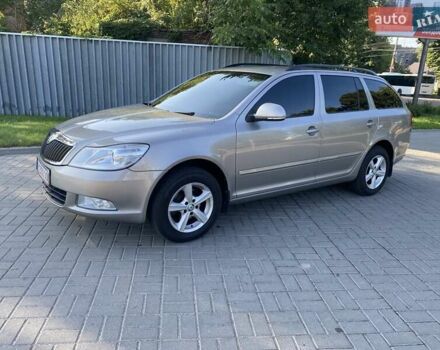 Серый Шкода Октавия, объемом двигателя 1.6 л и пробегом 165 тыс. км за 9600 $, фото 2 на Automoto.ua