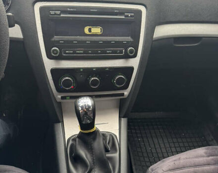 Серый Шкода Октавия, объемом двигателя 1.6 л и пробегом 218 тыс. км за 8200 $, фото 14 на Automoto.ua