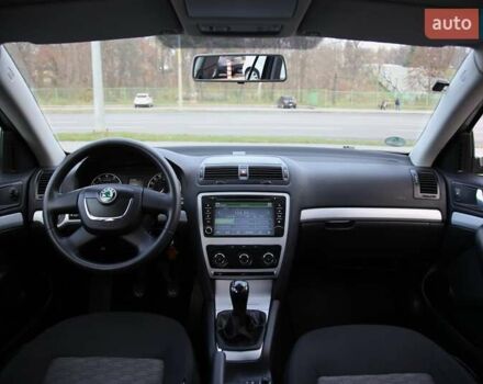 Серый Шкода Октавия, объемом двигателя 1.4 л и пробегом 205 тыс. км за 7900 $, фото 11 на Automoto.ua