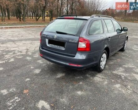Сірий Шкода Октавія, об'ємом двигуна 0 л та пробігом 240 тис. км за 5800 $, фото 2 на Automoto.ua