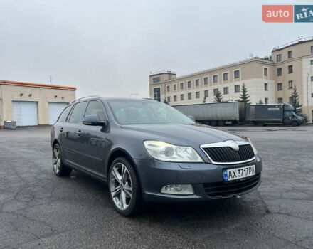 Серый Шкода Октавия, объемом двигателя 1.39 л и пробегом 222 тыс. км за 7500 $, фото 1 на Automoto.ua