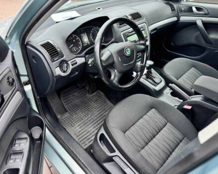 Серый Шкода Октавия, объемом двигателя 1.4 л и пробегом 229 тыс. км за 8000 $, фото 12 на Automoto.ua