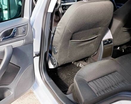 Серый Шкода Октавия, объемом двигателя 1.4 л и пробегом 223 тыс. км за 7000 $, фото 9 на Automoto.ua