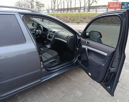 Серый Шкода Октавия, объемом двигателя 1.99 л и пробегом 312 тыс. км за 7800 $, фото 11 на Automoto.ua