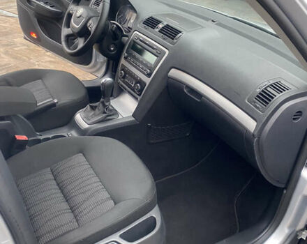 Сірий Шкода Октавія, об'ємом двигуна 1.9 л та пробігом 341 тис. км за 6800 $, фото 21 на Automoto.ua