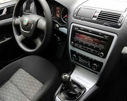 Сірий Шкода Октавія, об'ємом двигуна 1.4 л та пробігом 274 тис. км за 7100 $, фото 4 на Automoto.ua