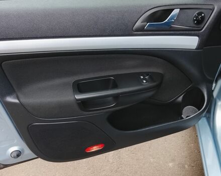 Сірий Шкода Октавія, об'ємом двигуна 0 л та пробігом 205 тис. км за 7100 $, фото 11 на Automoto.ua