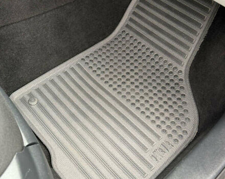 Серый Шкода Октавия, объемом двигателя 1.6 л и пробегом 176 тыс. км за 8999 $, фото 97 на Automoto.ua