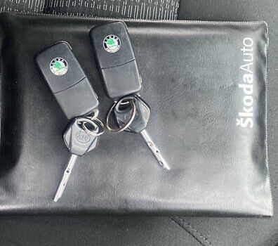 Сірий Шкода Октавія, об'ємом двигуна 1.9 л та пробігом 341 тис. км за 6800 $, фото 29 на Automoto.ua