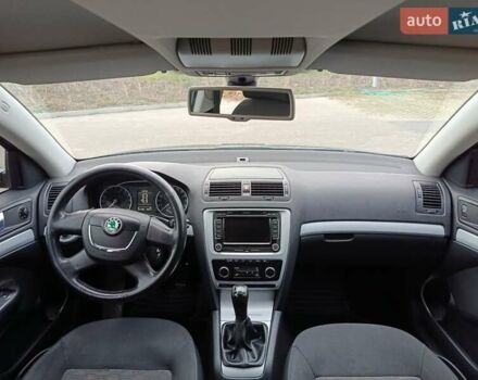 Серый Шкода Октавия, объемом двигателя 1.99 л и пробегом 312 тыс. км за 7800 $, фото 4 на Automoto.ua