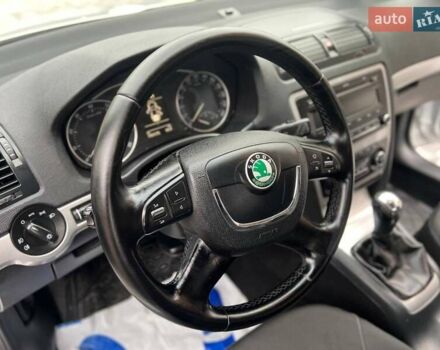 Серый Шкода Октавия, объемом двигателя 1.4 л и пробегом 193 тыс. км за 7599 $, фото 48 на Automoto.ua