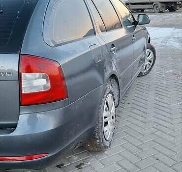 Сірий Шкода Октавія, об'ємом двигуна 1.6 л та пробігом 217 тис. км за 7150 $, фото 4 на Automoto.ua