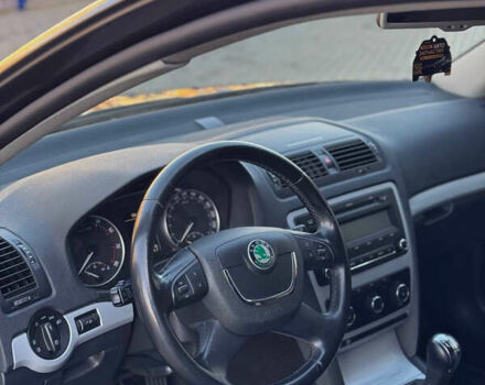 Сірий Шкода Октавія, об'ємом двигуна 1.39 л та пробігом 200 тис. км за 7400 $, фото 14 на Automoto.ua