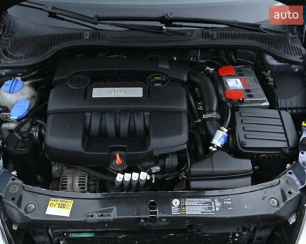 Сірий Шкода Октавія, об'ємом двигуна 1.6 л та пробігом 232 тис. км за 7700 $, фото 46 на Automoto.ua