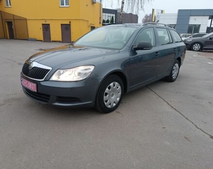 Серый Шкода Октавия, объемом двигателя 1.6 л и пробегом 198 тыс. км за 6900 $, фото 1 на Automoto.ua