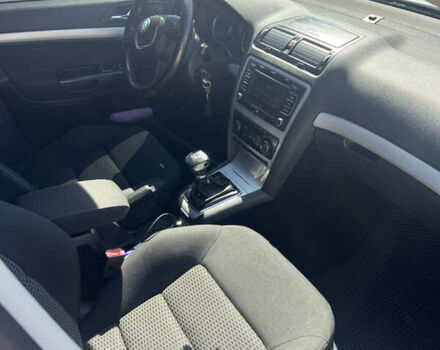 Сірий Шкода Октавія, об'ємом двигуна 1.8 л та пробігом 194 тис. км за 8400 $, фото 1 на Automoto.ua