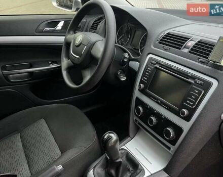 Серый Шкода Октавия, объемом двигателя 1.6 л и пробегом 188 тыс. км за 6900 $, фото 13 на Automoto.ua