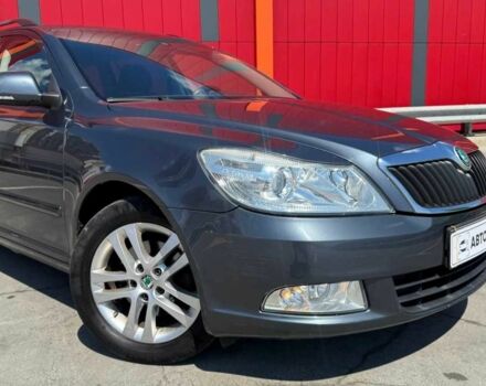 Серый Шкода Октавия, объемом двигателя 1.8 л и пробегом 235 тыс. км за 6990 $, фото 1 на Automoto.ua