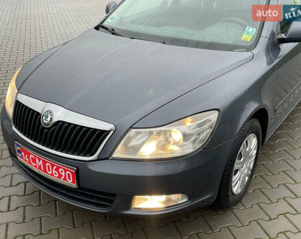 Серый Шкода Октавия, объемом двигателя 1.6 л и пробегом 181 тыс. км за 8999 $, фото 109 на Automoto.ua