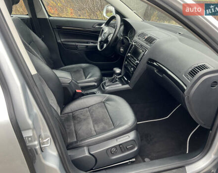 Серый Шкода Октавия, объемом двигателя 2 л и пробегом 254 тыс. км за 10600 $, фото 21 на Automoto.ua