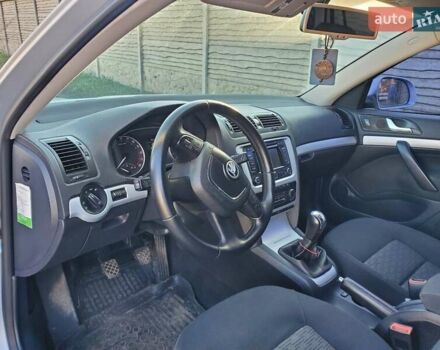 Сірий Шкода Октавія, об'ємом двигуна 1.6 л та пробігом 211 тис. км за 7500 $, фото 3 на Automoto.ua