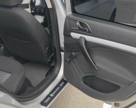 Сірий Шкода Октавія, об'ємом двигуна 1.8 л та пробігом 298 тис. км за 6500 $, фото 12 на Automoto.ua