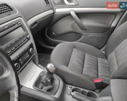 Серый Шкода Октавия, объемом двигателя 1.6 л и пробегом 310 тыс. км за 7700 $, фото 13 на Automoto.ua