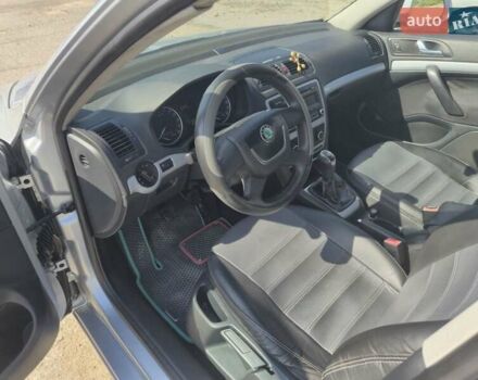 Сірий Шкода Октавія, об'ємом двигуна 1.6 л та пробігом 288 тис. км за 7600 $, фото 12 на Automoto.ua