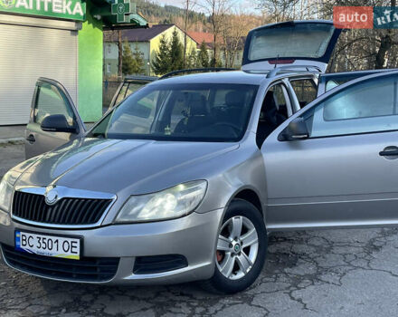 Серый Шкода Октавия, объемом двигателя 1.9 л и пробегом 325 тыс. км за 6000 $, фото 12 на Automoto.ua