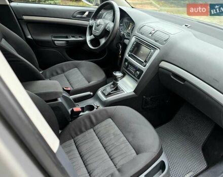 Серый Шкода Октавия, объемом двигателя 1.8 л и пробегом 226 тыс. км за 6700 $, фото 29 на Automoto.ua