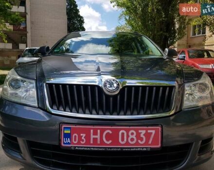 Серый Шкода Октавия, объемом двигателя 1.6 л и пробегом 198 тыс. км за 7599 $, фото 3 на Automoto.ua