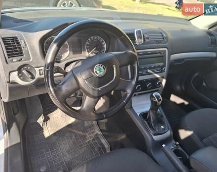 Серый Шкода Октавия, объемом двигателя 1.8 л и пробегом 155 тыс. км за 8200 $, фото 5 на Automoto.ua