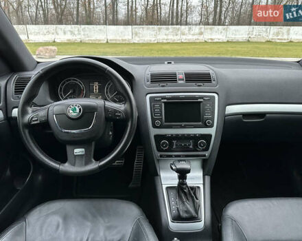 Серый Шкода Октавия, объемом двигателя 2 л и пробегом 260 тыс. км за 10500 $, фото 36 на Automoto.ua