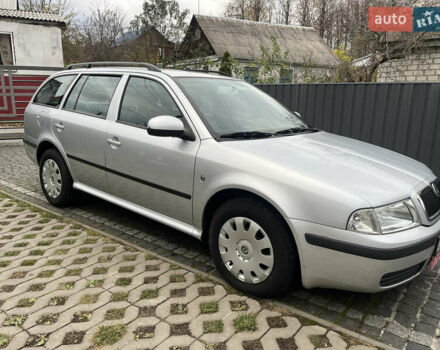 Сірий Шкода Октавія, об'ємом двигуна 1.6 л та пробігом 262 тис. км за 5999 $, фото 10 на Automoto.ua