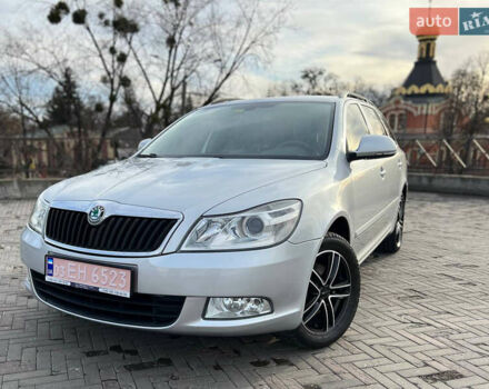 Сірий Шкода Октавія, об'ємом двигуна 1.8 л та пробігом 195 тис. км за 7800 $, фото 2 на Automoto.ua