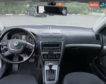 Серый Шкода Октавия, объемом двигателя 1.6 л и пробегом 167 тыс. км за 9500 $, фото 21 на Automoto.ua