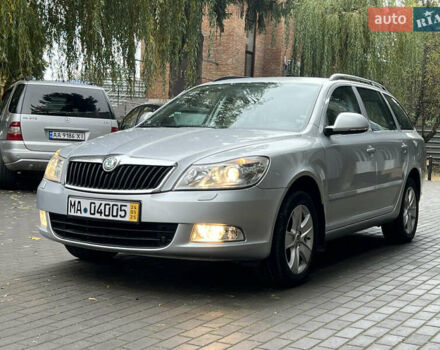 Серый Шкода Октавия, объемом двигателя 1.6 л и пробегом 182 тыс. км за 8600 $, фото 1 на Automoto.ua