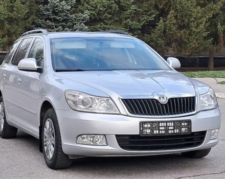 Серый Шкода Октавия, объемом двигателя 1.6 л и пробегом 133 тыс. км за 7700 $, фото 1 на Automoto.ua