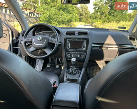 Серый Шкода Октавия, объемом двигателя 1.8 л и пробегом 221 тыс. км за 6900 $, фото 55 на Automoto.ua