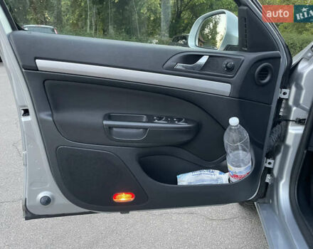 Серый Шкода Октавия, объемом двигателя 1.6 л и пробегом 167 тыс. км за 9500 $, фото 14 на Automoto.ua